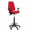 Taburete ergonómico con mecanismo asincro y regulable en altura y brazos regulables rojo - T14ASB350B10RN